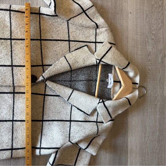 John + Jenn Black Evereve  Knit duster cardigan Sweater